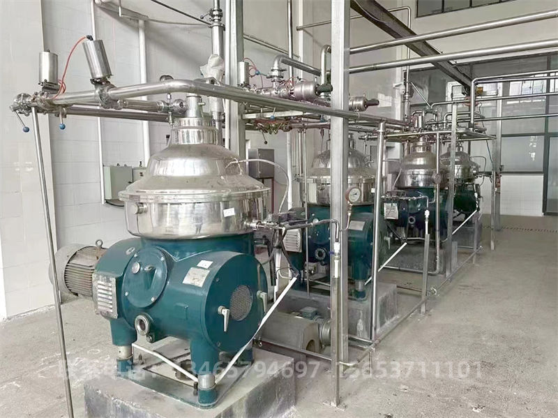 淀粉廠碟式分離機(jī).jpg